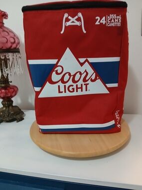 VINTAGE Coors Light Cooler Bag with Accents.GOHABSGO